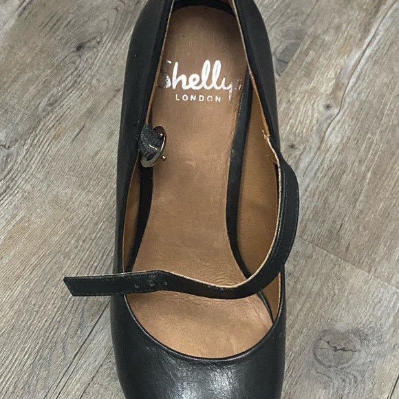 Shelley’s London platform pumps - Picture 7 of 10